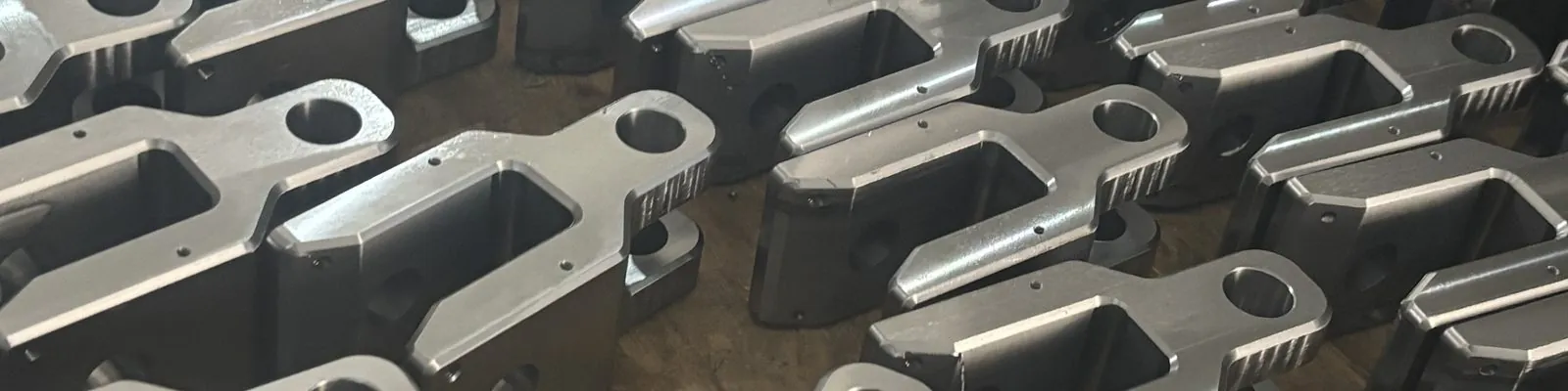 CNC-Bearbeitung MOQ: Warum es anders funktioniert als beim Gießen